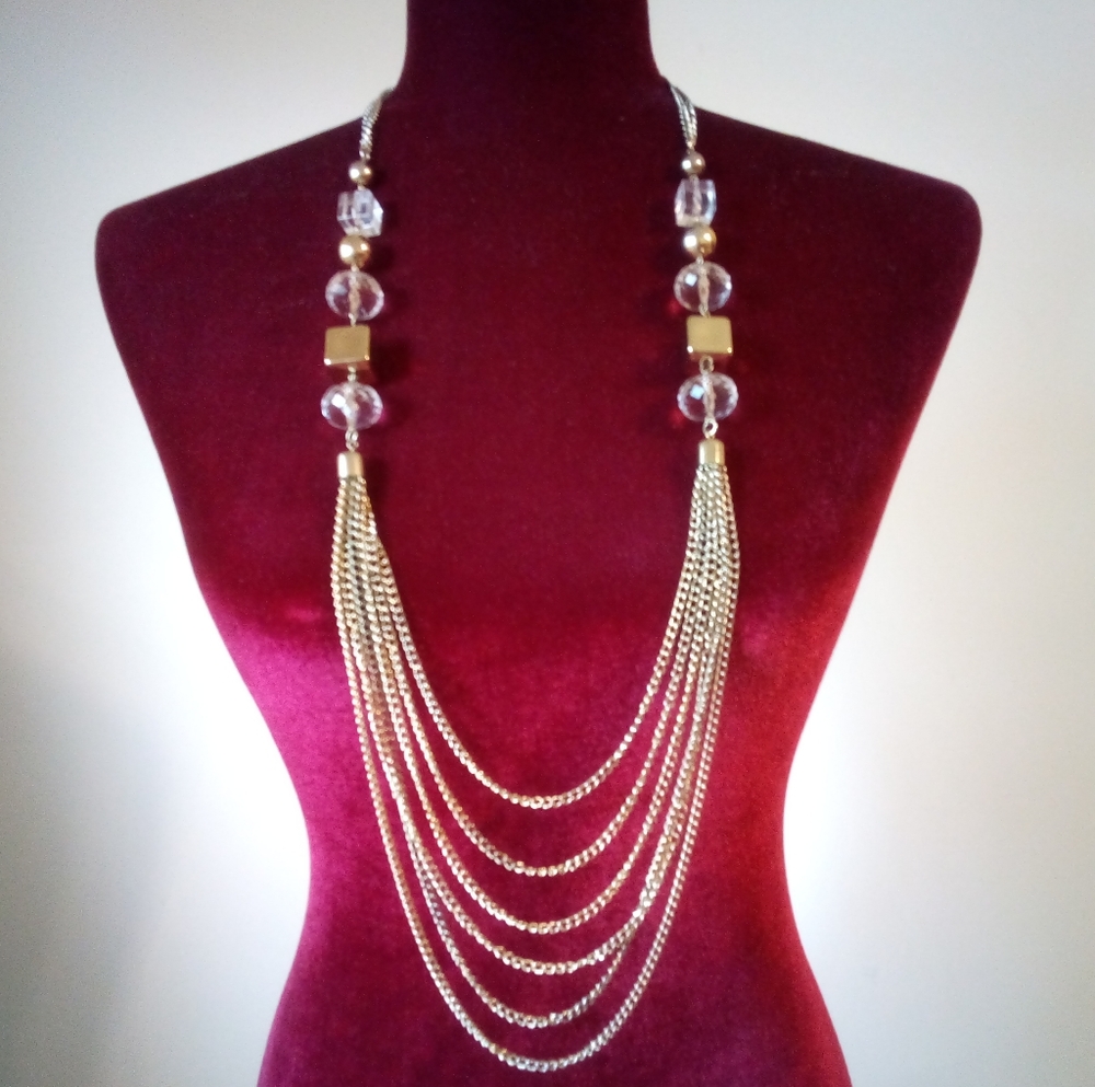Gold necklace and earrings jewelry set